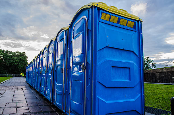 Best Affordable porta potty rental  in Frontenac, KS